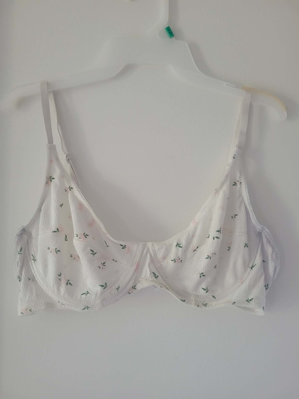 Lightweight Floral Underwire Bra in White and Green - Women Intimates